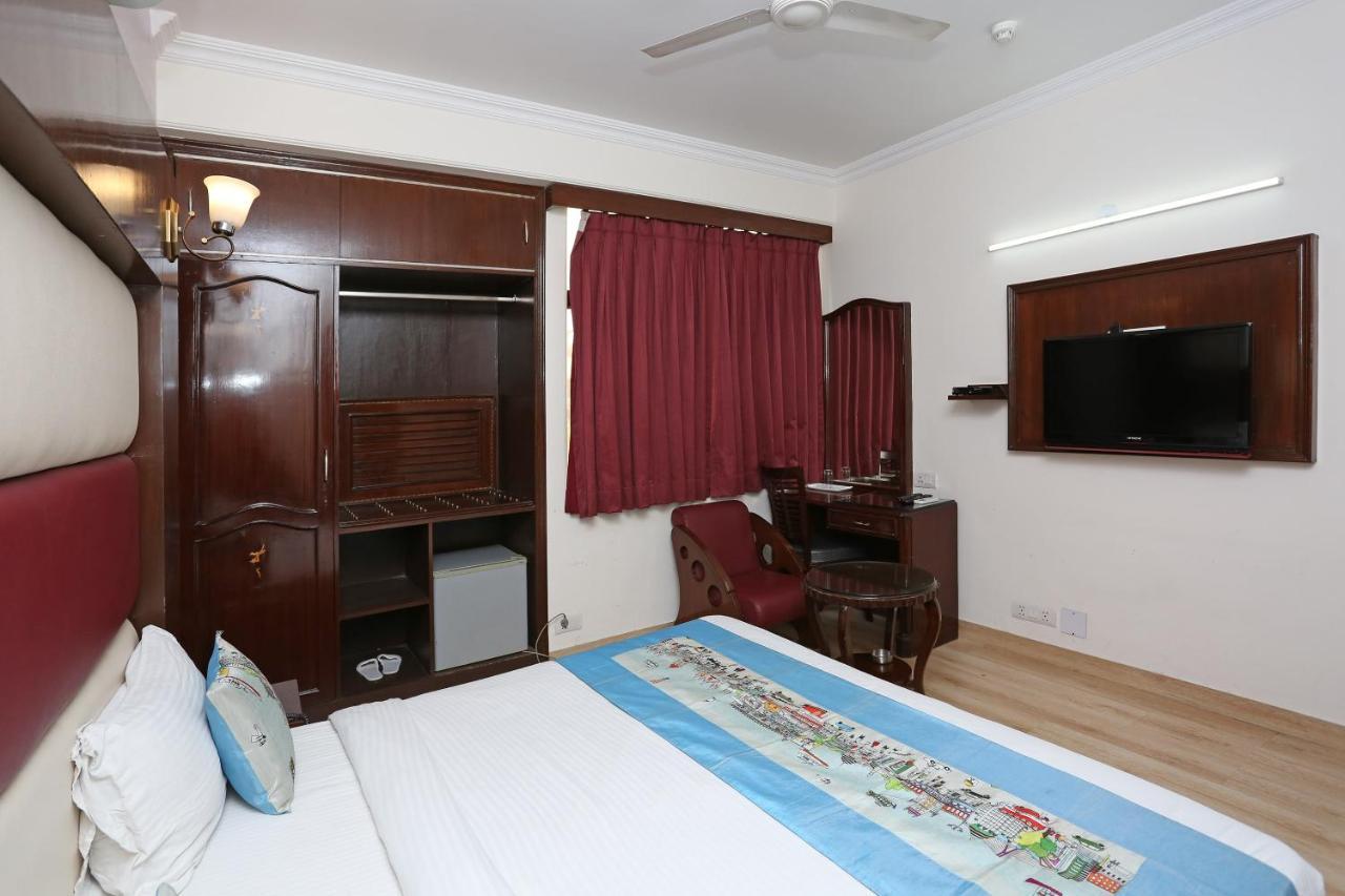 Capital O 5331 Zara Grand New Delhi